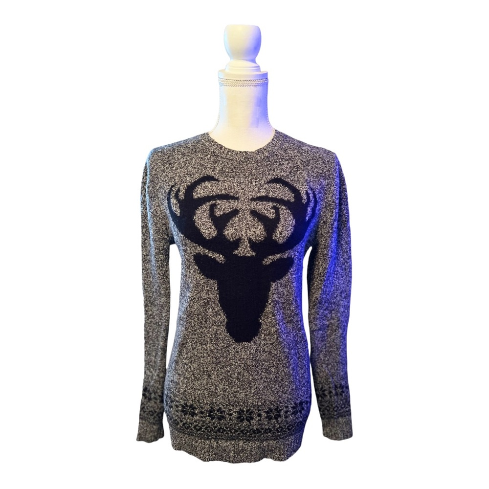 Asos Women’s Gray knit Deer Sweater Size S Pullover